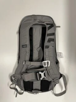 Sacs à Dos Prism Mixte Gris 8 Sacs à Dos Prism Mixte Gris -Randonnée Et Camping 063f18f1d169c1bcd925bd0dcd7fe262