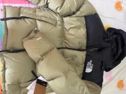 Le Style Le Plus Populaire De Cette Année : La Doudoune Matcha Pour Femmes Taille S -Randonnée Et Camping 1562532fda65a9c64ec38abc9d8f9423