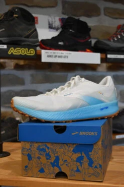 Brooks Catamount Homme Blanche