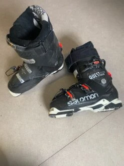 Chaussures De Ski Alpin Salomon Quest Access Cruise Noir -Randonnée Et Camping 3F70D6D2 5935 4513 BA92 F77E1843500E