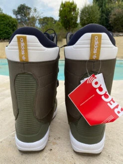 Adidas The Samba Snowboarding T44 (produit Neuf) -Randonnée Et Camping 4022564da37c67acc01a6c61314d0c4d