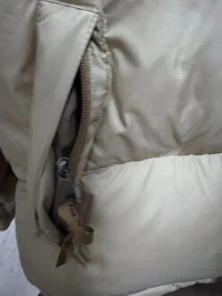 Veste En Duvet Pour Femme, Taille S 12 Veste En Duvet Pour Femme, Taille S -Randonnée Et Camping 4626e5e68d565c3cfe90baac286b43e3