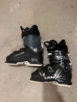 Chaussures De Ski Alpin Lange XC 70 Multicolore -Randonnée Et Camping D452FD64 F999 4B40 8F6B EBA48FF3372D