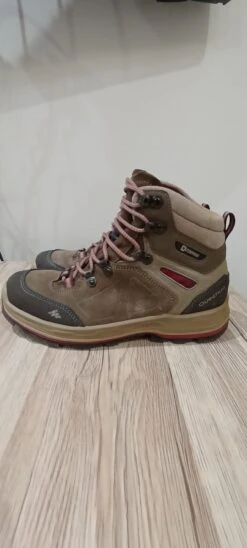 Chaussures De Randonnée Forclaz Cuir MT100 -Randonnée Et Camping IMG 20221205 192831