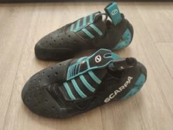 Chaussons D'escalade Scarpa Instinct S Noir 9 Chaussons D'escalade Scarpa Instinct S Noir -Randonnée Et Camping IMG 20230325 112354