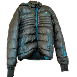 Doudounes Peak Mountain Noir