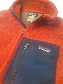 Polaire Sans Manches Homme Patagonia -Randonnée Et Camping e57f96da7b3ccf3bd52eab57c5f557eb 54678c43 43b8 4e26 ab54 8f559ab85184